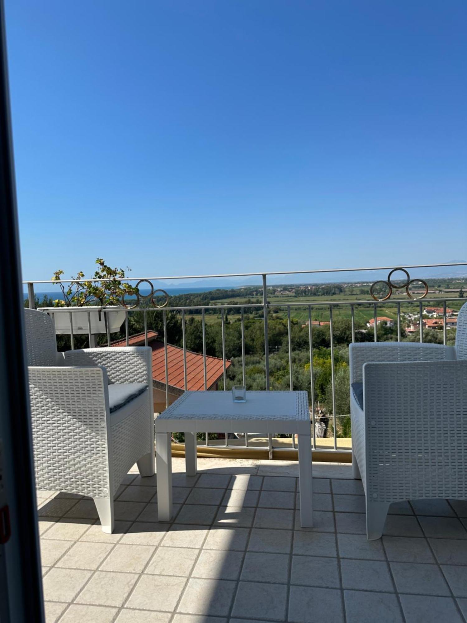 אגרופולי Villa Il Tramonto מראה חיצוני תמונה